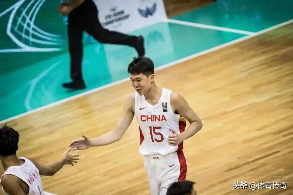 FIBA晒张博源赛场瞬间：期待中国U19男篮在世界杯有精彩表现的简单介绍