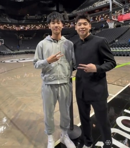 FIBA晒张博源赛场瞬间：期待中国U19男篮在世界杯有精彩表现的简单介绍