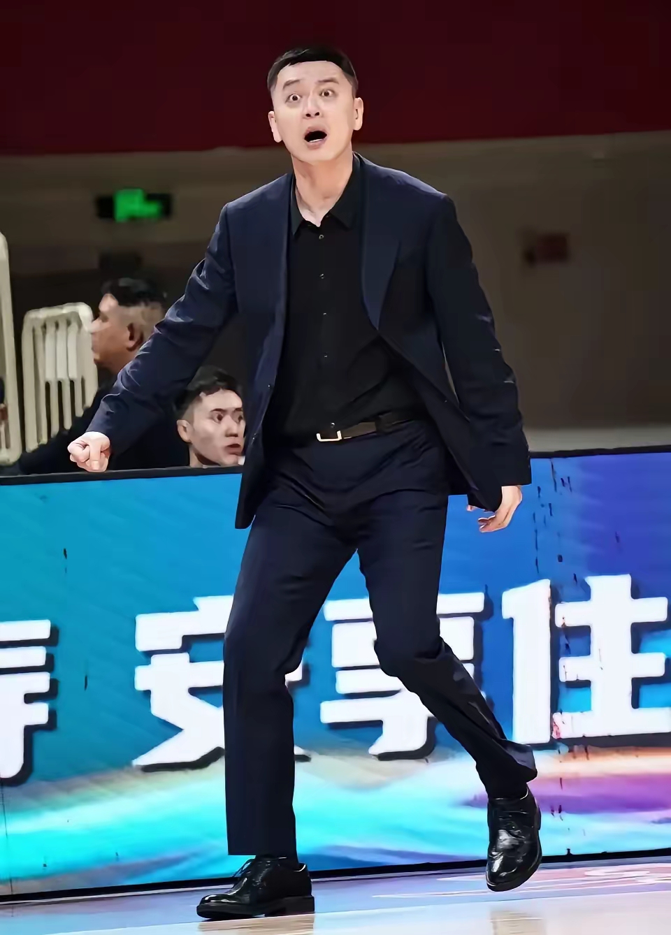 关于辽篮下午3点34官宣杨鸣归队!别样训练曝光,专门为了对付广东宏远?的信息